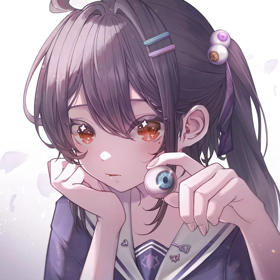 百々ヒフミ